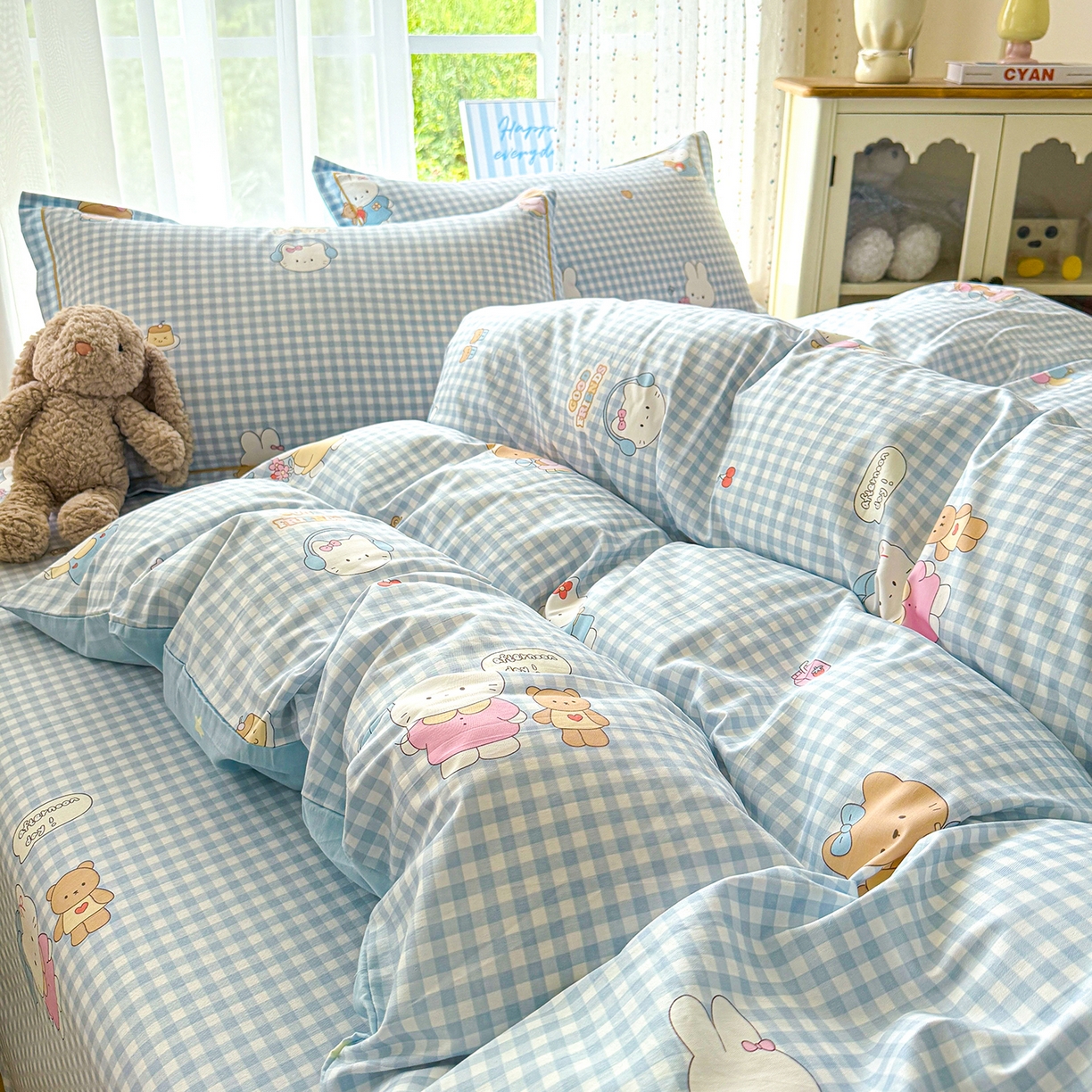 91家纺网 家纺一手货源 找家纺 红粉佳人家纺 2025新款12868纯棉系列全棉单床单 格子猫咪