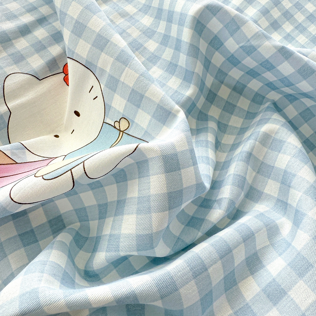 91家纺网 家纺一手货源 找家纺 红粉佳人家纺 2025新款12868纯棉系列全棉单床单 格子猫咪