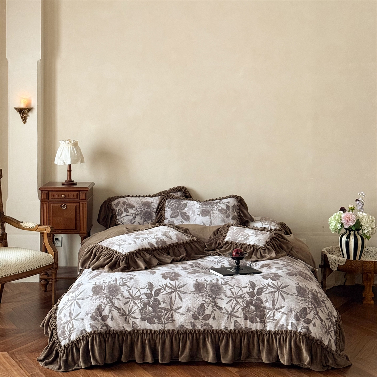 91家纺网 家纺一手货源 找家纺 （总）婳庭家居 2025新款牛奶绒四件套-彼得庄园