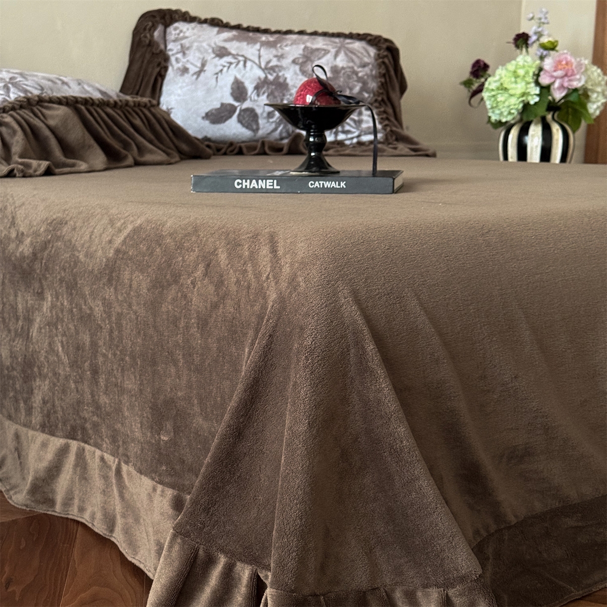 91家纺网 家纺一手货源 找家纺 （总）婳庭家居 2025新款牛奶绒四件套-彼得庄园