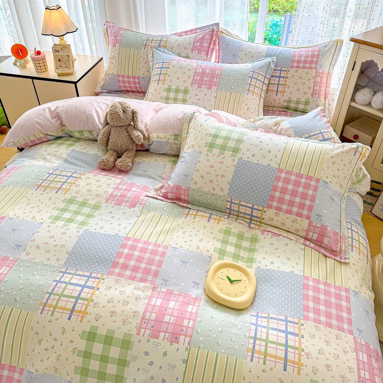 91家纺网 家纺一手货源 找家纺 红粉佳人家纺 2025新款12868纯棉系列全棉单床单 花笺拼布