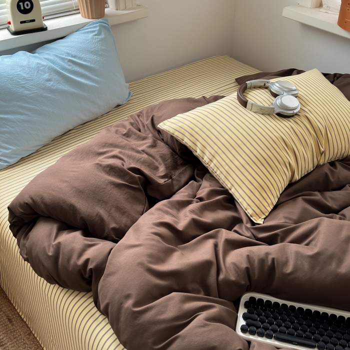 91家纺网 家纺一手货源 找家纺 尤米 2025新款中古风水洗棉四件套 栗子拿铁