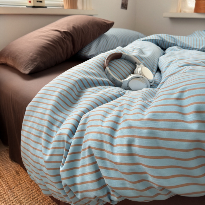 91家纺网 家纺一手货源 找家纺 尤米 2025新款中古风水洗棉四件套 雾蓝生巧