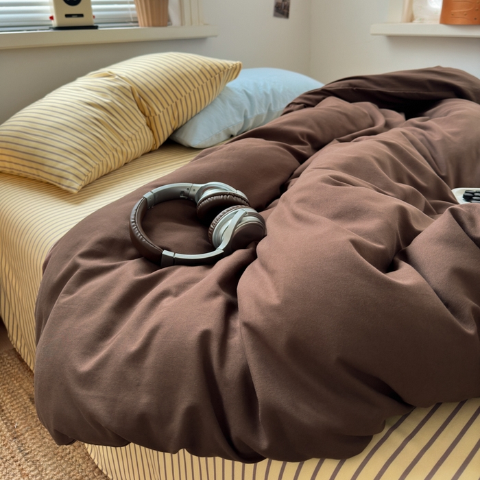 91家纺网 家纺一手货源 找家纺 尤米 2025新款中古风水洗棉四件套 栗子拿铁