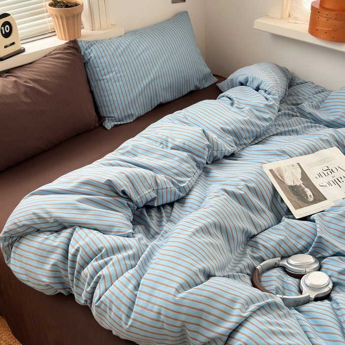 91家纺网 家纺一手货源 找家纺 尤米 2025新款中古风水洗棉四件套 雾蓝生巧