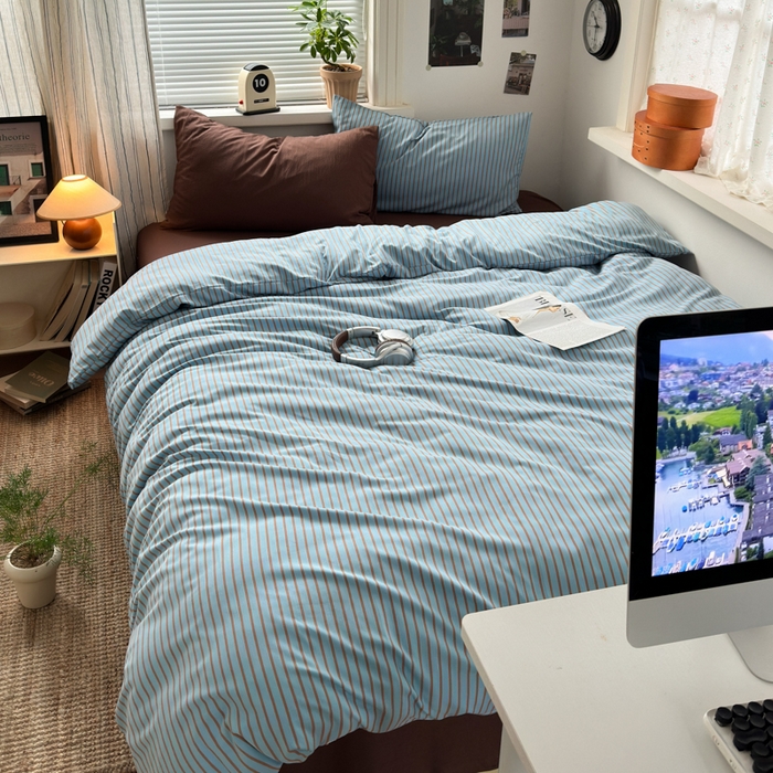 91家纺网 家纺一手货源 找家纺 尤米 2025新款中古风水洗棉四件套 雾蓝生巧