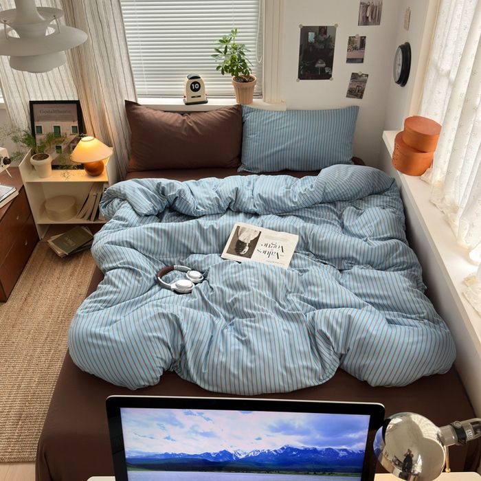 91家纺网 家纺一手货源 找家纺 尤米 2025新款中古风水洗棉四件套 雾蓝生巧