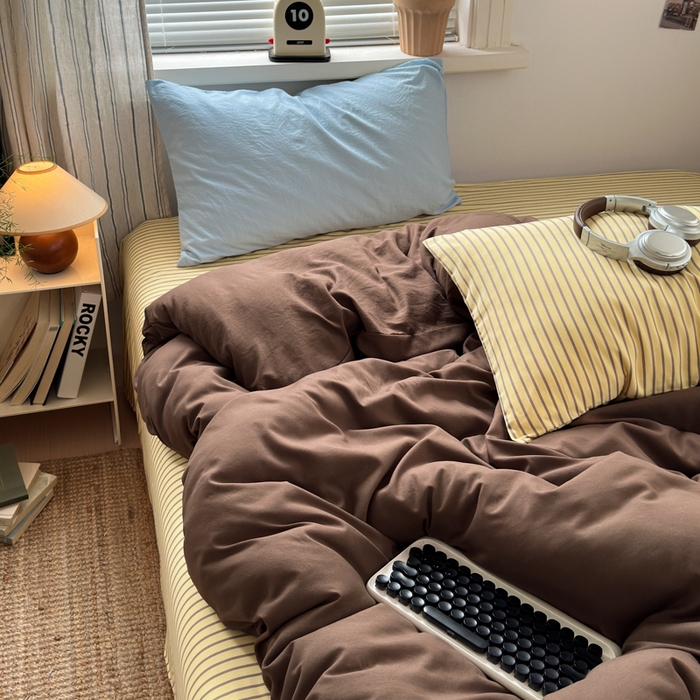 91家纺网 家纺一手货源 找家纺 尤米 2025新款中古风水洗棉四件套 栗子拿铁