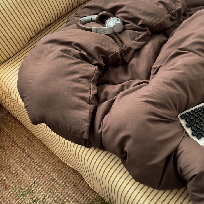 91家纺网 家纺一手货源 找家纺 尤米 2025新款中古风水洗棉四件套 栗子拿铁