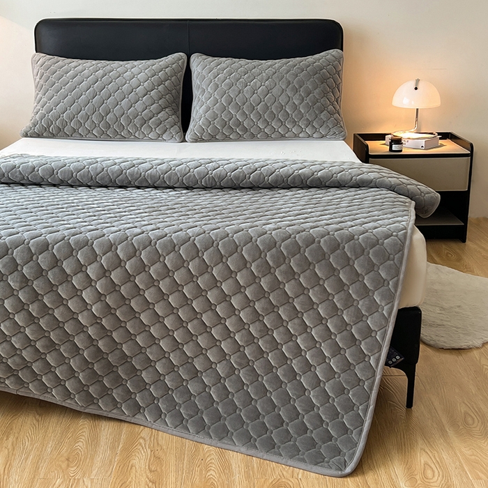 91家纺网 家纺一手货源 找家纺 （总）丽诺床垫 2025新款德芙绒抗菌保暖床垫