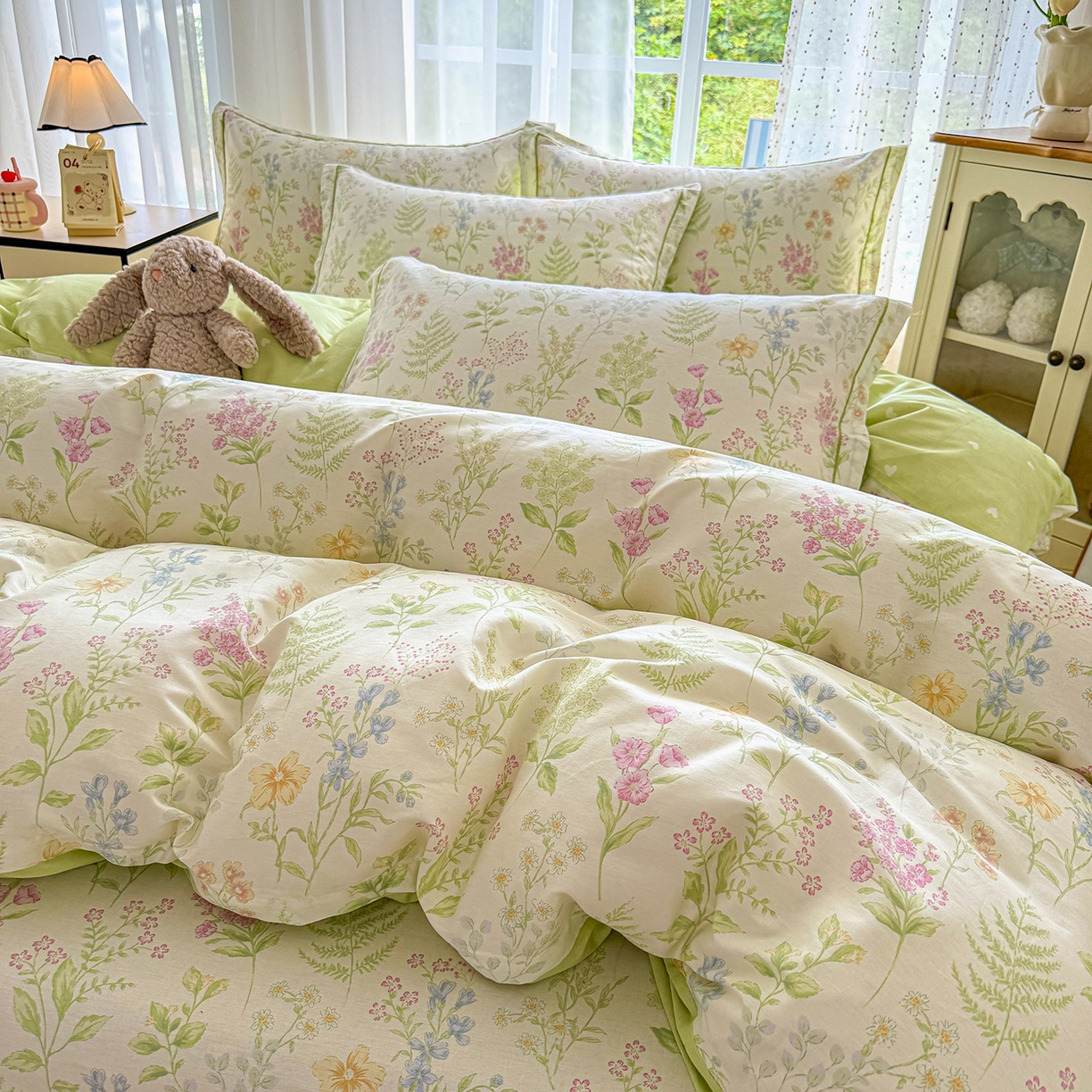 91家纺网 家纺一手货源 找家纺 红粉佳人家纺 2025春夏新款全棉纯棉12868纯棉单被套 漫步花语