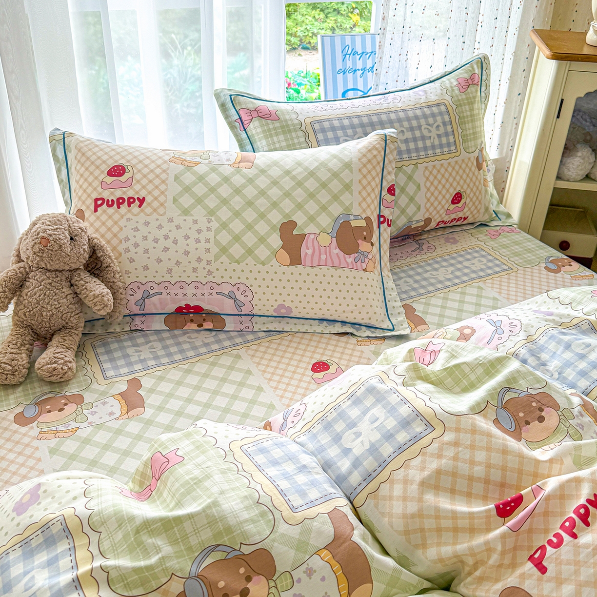 91家纺网 家纺一手货源 找家纺 （总）红粉佳人家纺 2025春夏新款全棉一字绣单枕套