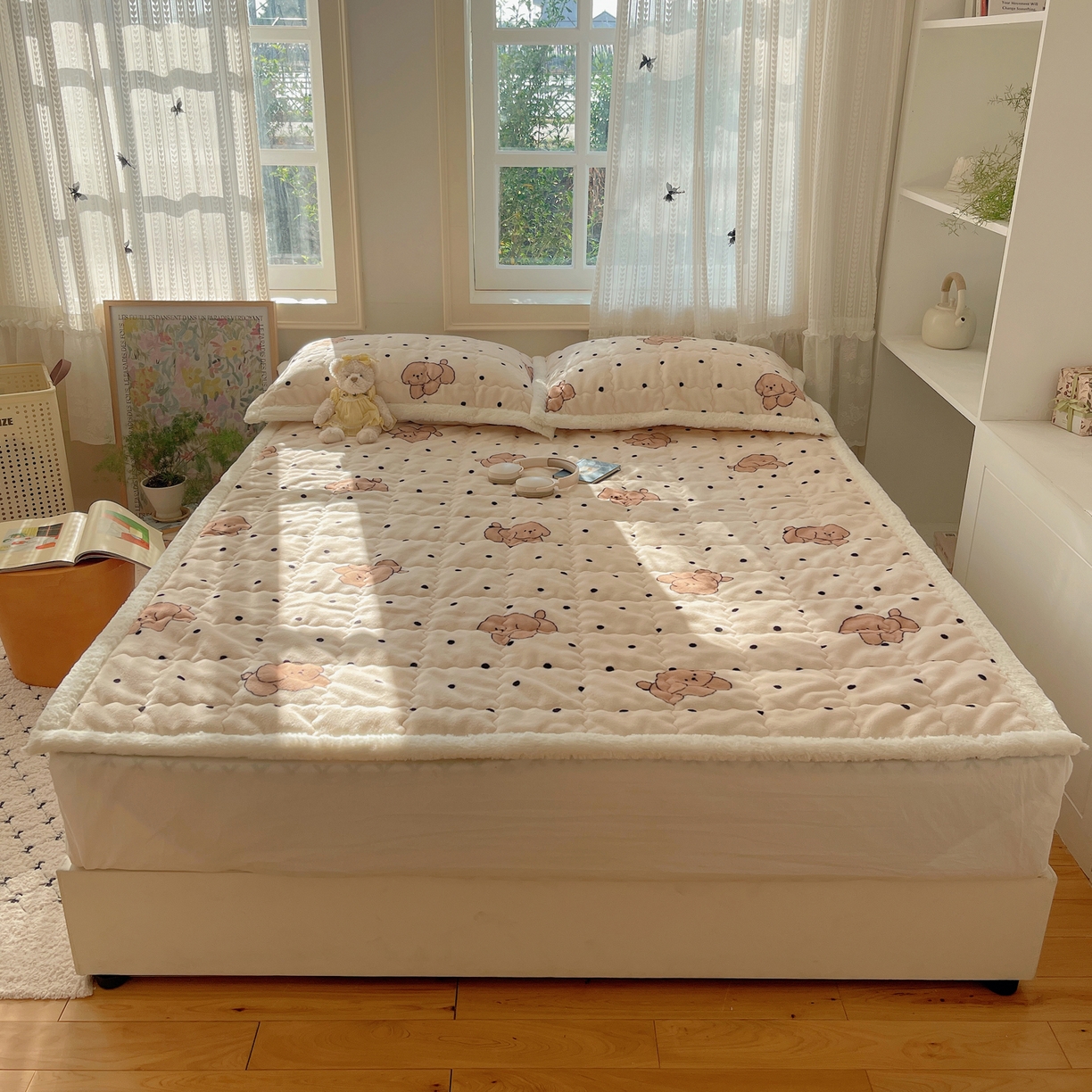 91家纺网 家纺一手货源 找家纺 （总）红嘴企鹅 2025新款高克重牛奶绒印花床护垫床褥