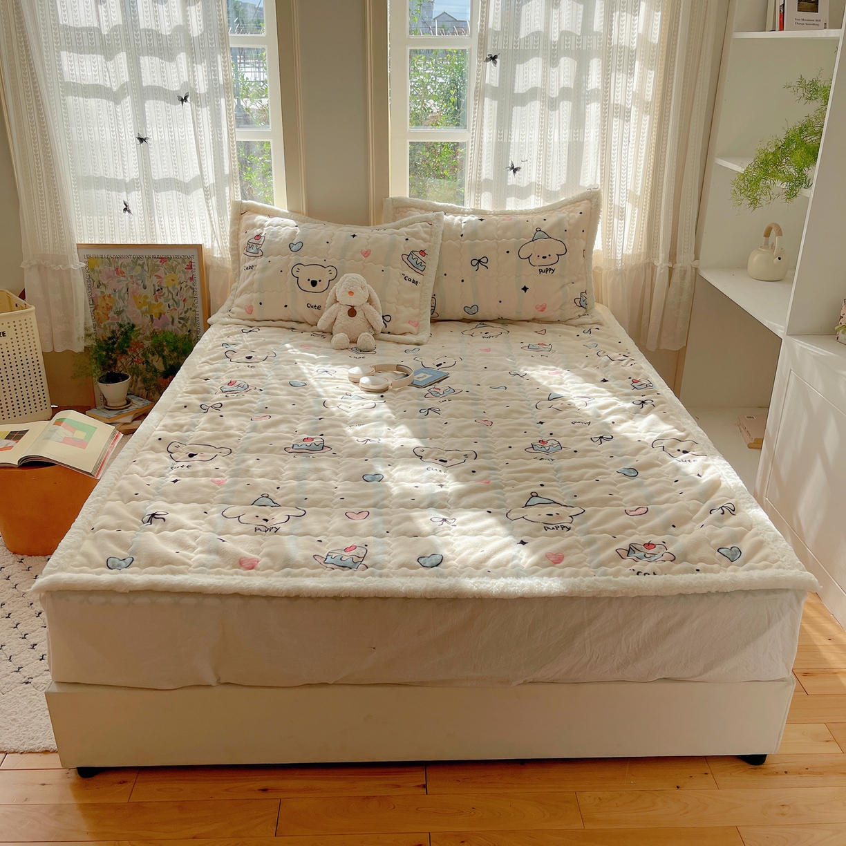 91家纺网 家纺一手货源 找家纺 （总）红嘴企鹅 2025新款高克重牛奶绒印花床护垫床褥