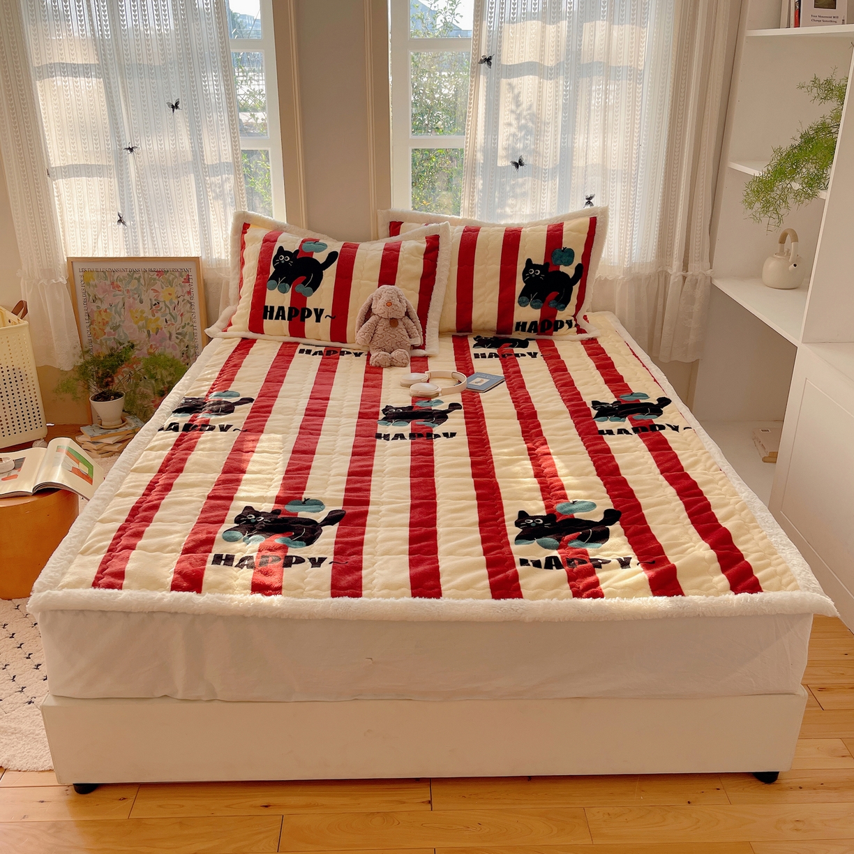 91家纺网 家纺一手货源 找家纺 （总）红嘴企鹅 2025新款高克重牛奶绒印花床护垫床褥