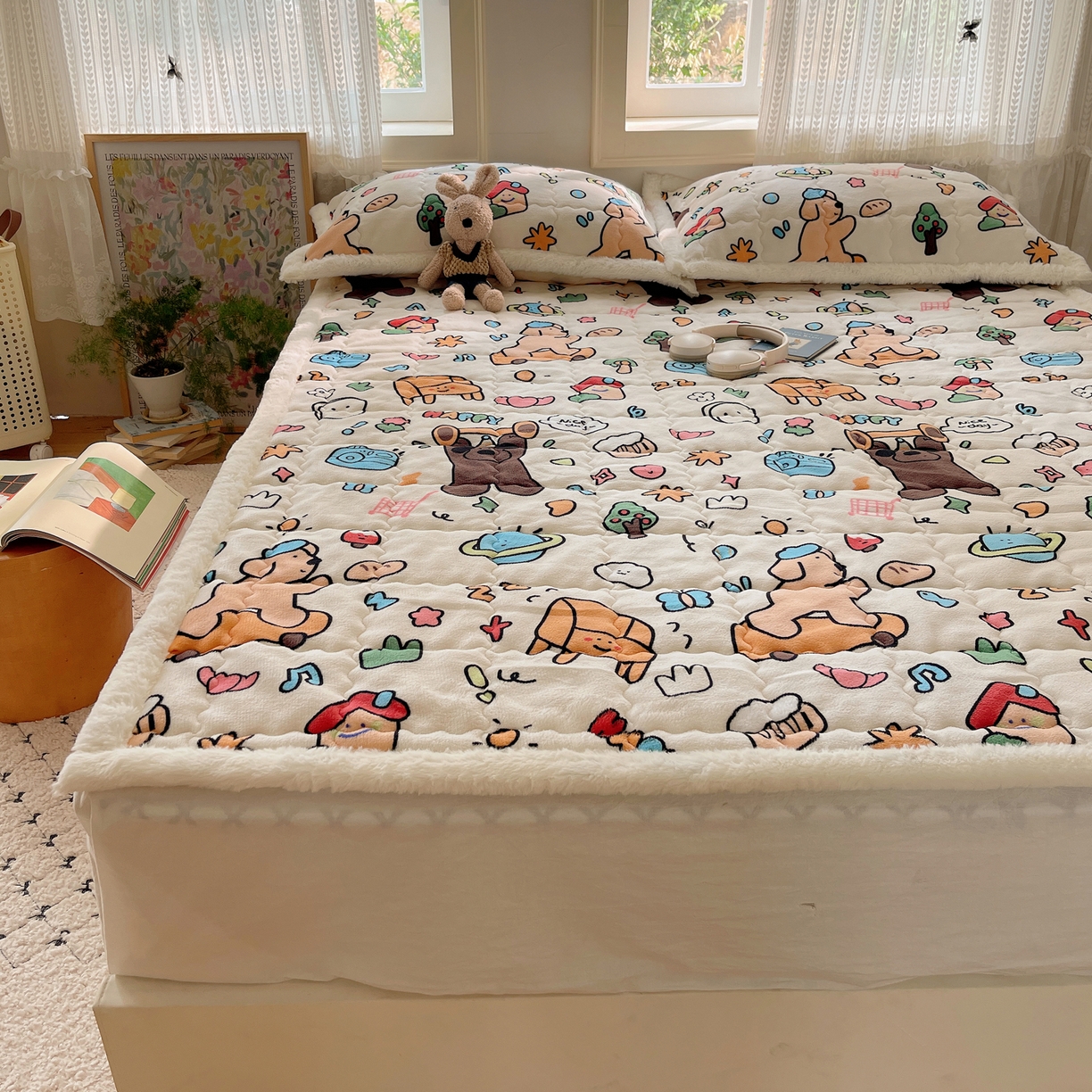 91家纺网 家纺一手货源 找家纺 红嘴企鹅 2025新款高克重牛奶绒印花床护垫床褥 大力