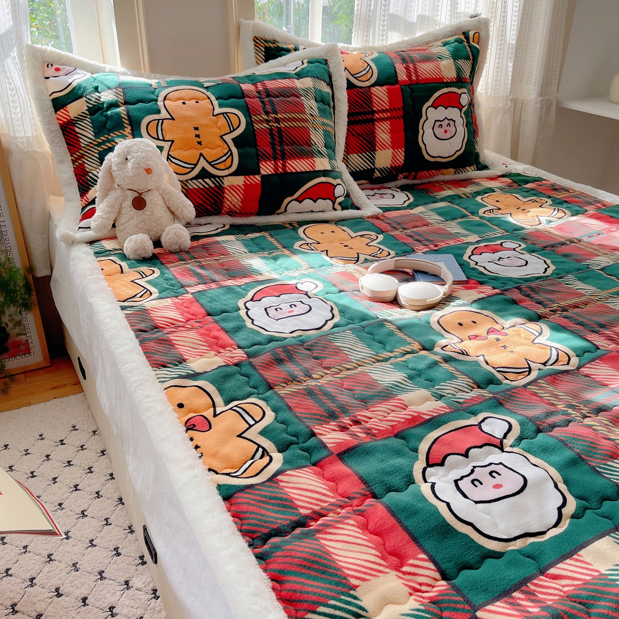 91家纺网 家纺一手货源 找家纺 红嘴企鹅 2025新款高克重牛奶绒印花床护垫床褥 圣诞老人