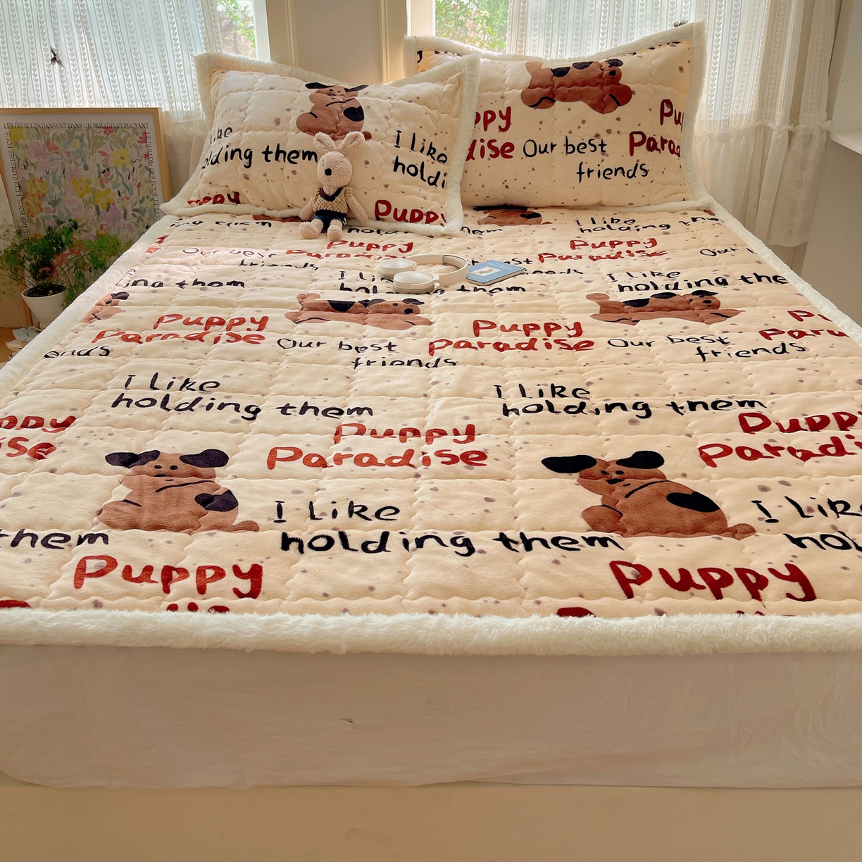 91家纺网 家纺一手货源 找家纺 红嘴企鹅 2025新款高克重牛奶绒印花床护垫床褥 淘气狗