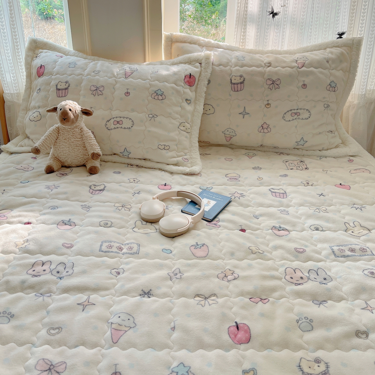 91家纺网 家纺一手货源 找家纺 红嘴企鹅 2025新款高克重牛奶绒印花床护垫床褥 小星甜心