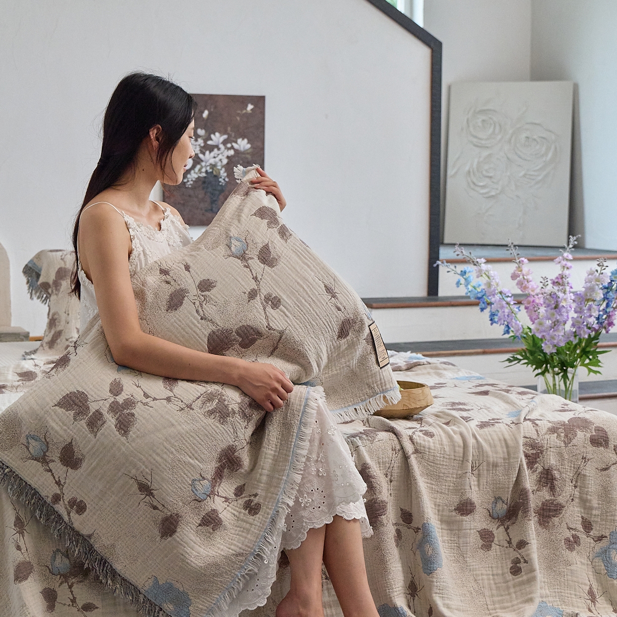 91家纺网 家纺一手货源 找家纺 沐瑟家纺 2025新款色织提花全棉流苏纱布枕巾 枝蘭