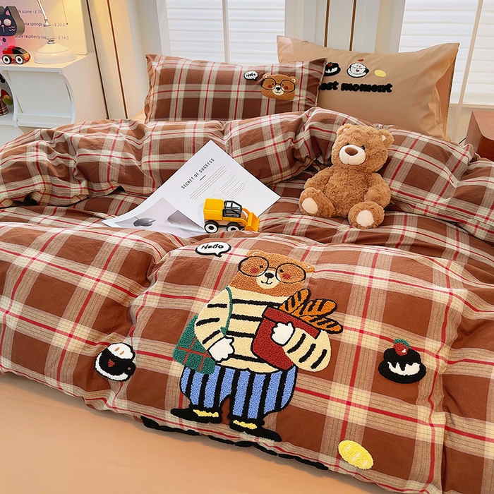 91家纺网 家纺一手货源 找家纺 炫拼家纺 2025新款A类全棉40支水洗棉毛巾绣四件套-卡通多巴胺 面包熊