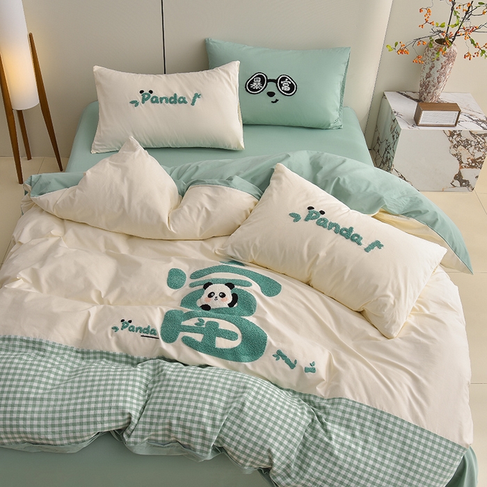 91家纺网 家纺一手货源 找家纺 炫拼家纺 2025新款A类全棉40支水洗棉毛巾绣四件套-卡通多巴胺 暴富