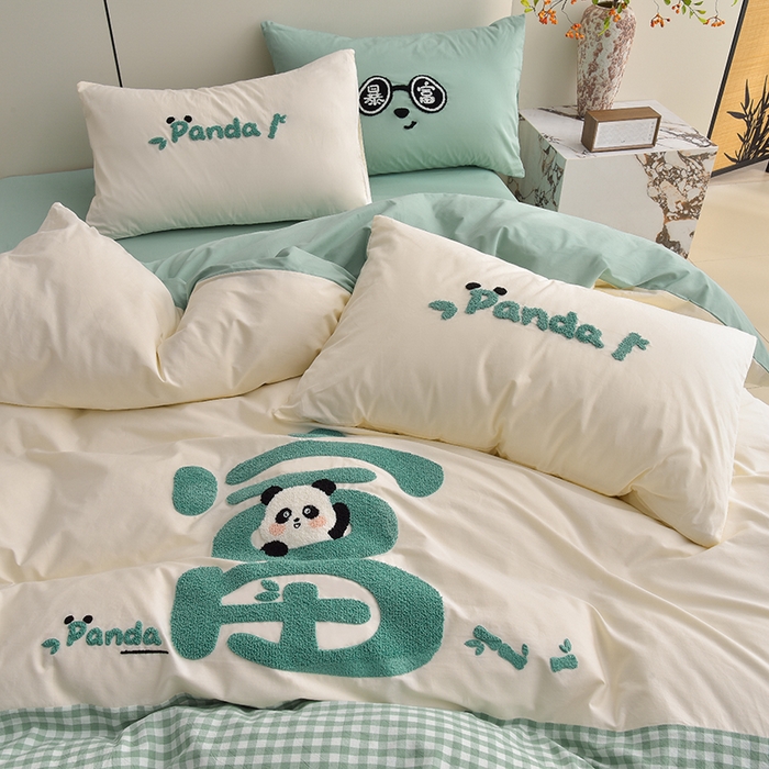 91家纺网 家纺一手货源 找家纺 炫拼家纺 2025新款A类全棉40支水洗棉毛巾绣四件套-卡通多巴胺 暴富