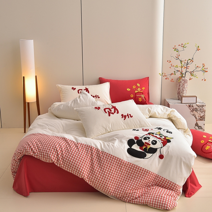 91家纺网 家纺一手货源 找家纺 炫拼家纺 2026新款A类全棉40支水洗棉毛巾绣四件套-卡通多巴胺 财源滚滚