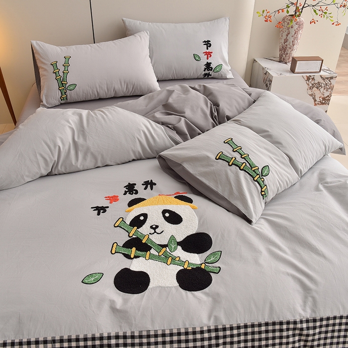 91家纺网 家纺一手货源 找家纺 炫拼家纺 2025新款A类全棉40支水洗棉毛巾绣四件套-卡通多巴胺 节节高升