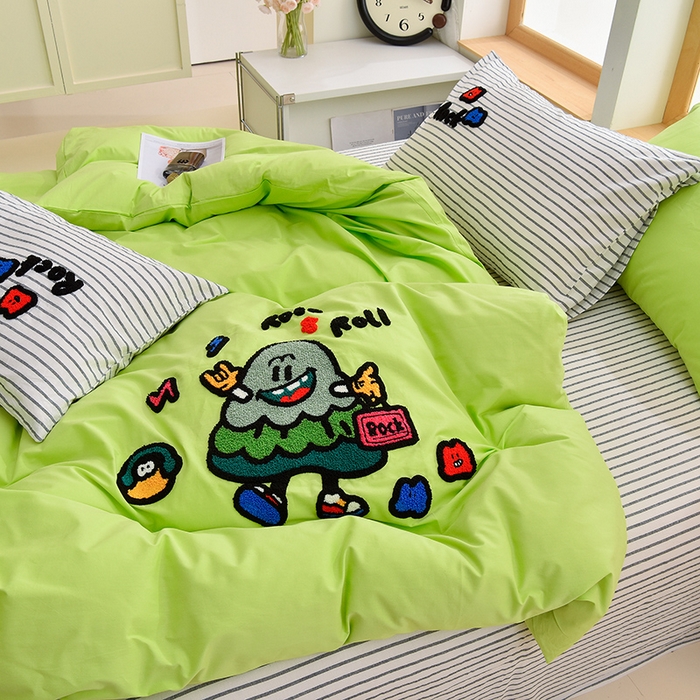 91家纺网 家纺一手货源 找家纺 炫拼家纺 2025新款A类全棉40支水洗棉毛巾绣四件套-卡通多巴胺 酷仔小树