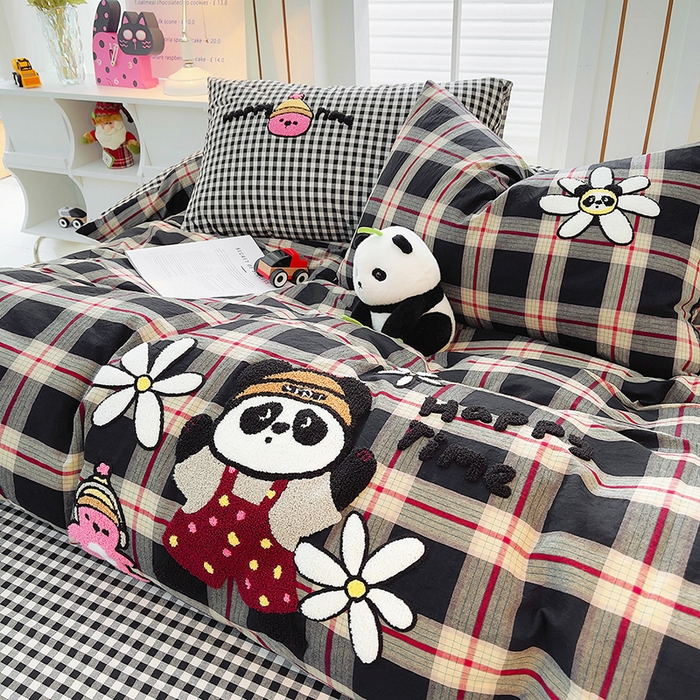 91家纺网 家纺一手货源 找家纺 炫拼家纺 2025新款A类全棉40支水洗棉毛巾绣四件套-卡通多巴胺 快乐时光