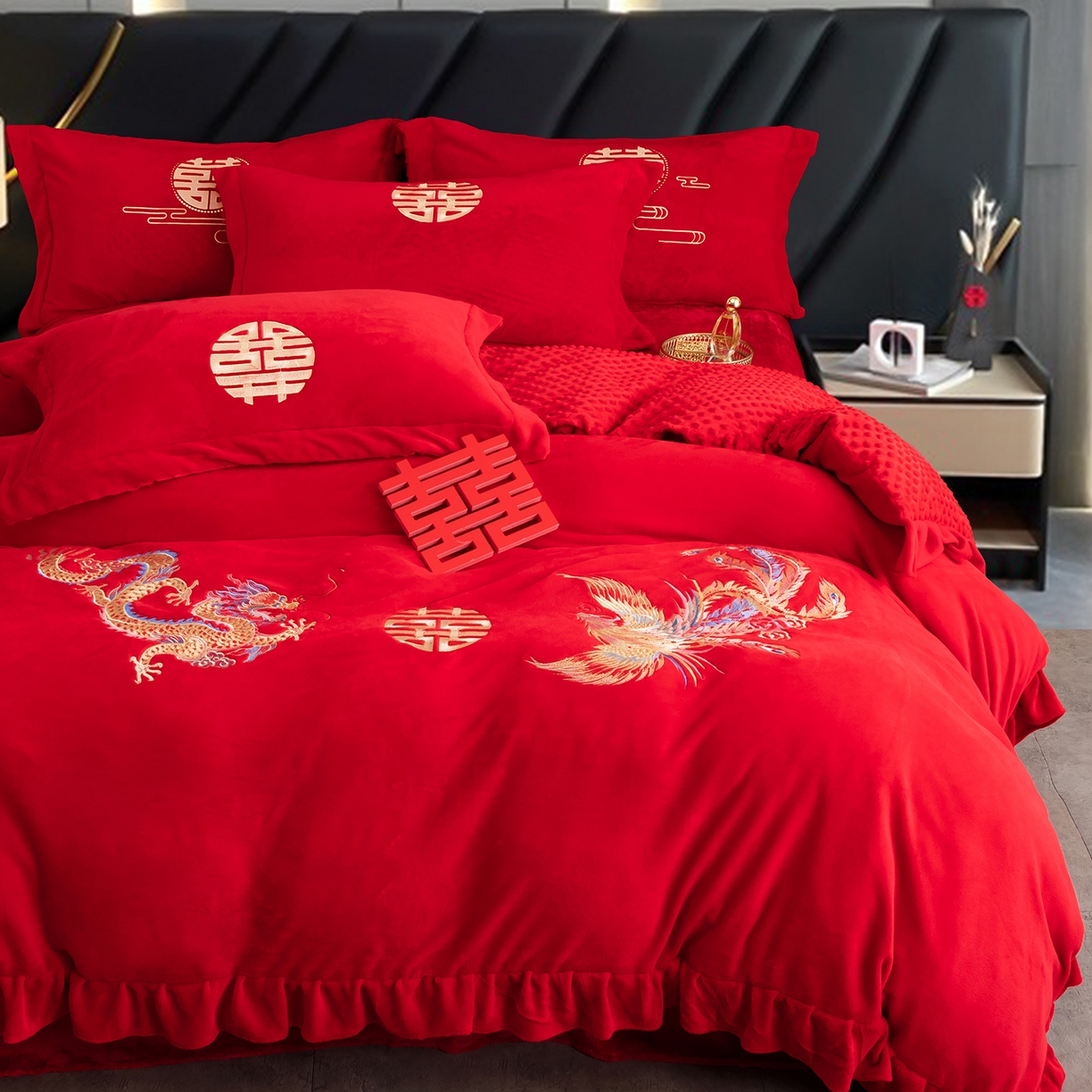 91家纺网 家纺一手货源 找家纺 卓缦家纺 2025新款牛奶绒豆豆绒婚庆四件套 龙悦凤鸣