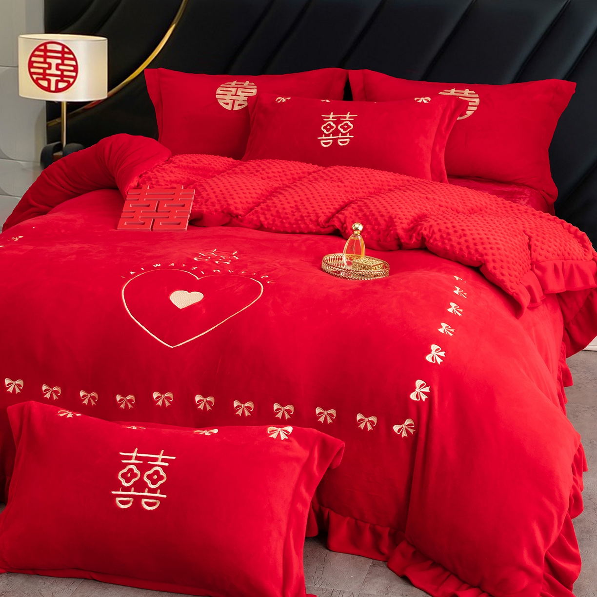 91家纺网 家纺一手货源 找家纺 卓缦家纺 2025新款牛奶绒豆豆绒婚庆四件套 心语心愿