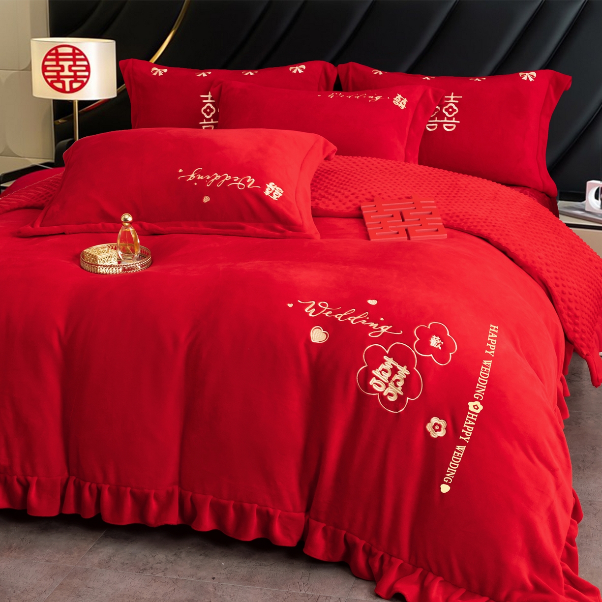 91家纺网 家纺一手货源 找家纺 卓缦家纺 2025新款牛奶绒豆豆绒婚庆四件套 欢欢喜喜