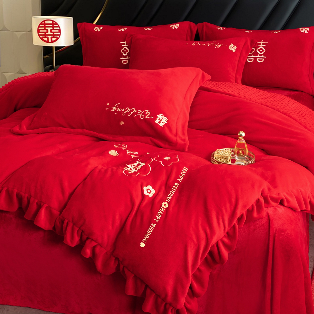 91家纺网 家纺一手货源 找家纺 卓缦家纺 2025新款牛奶绒豆豆绒婚庆四件套 欢欢喜喜