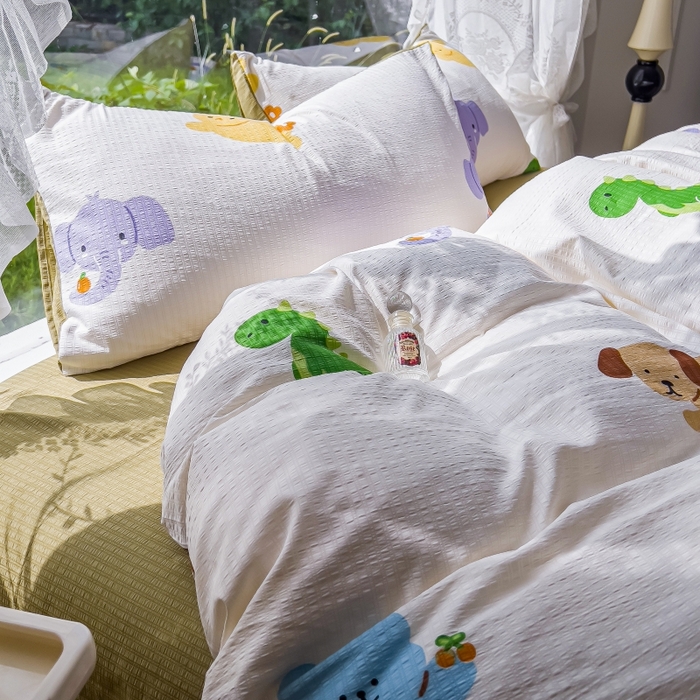 91家纺网 家纺一手货源 找家纺 王朝国际 2026新款直播电商热款彩竺棉四件套 动物派对