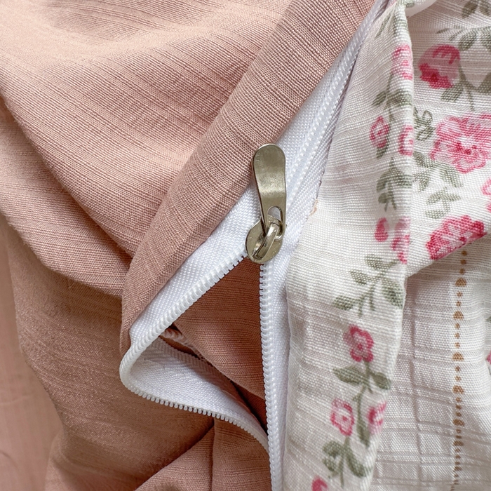 91家纺网 家纺一手货源 找家纺 王朝国际 2026新款直播电商热款彩竺棉四件套 粉黛