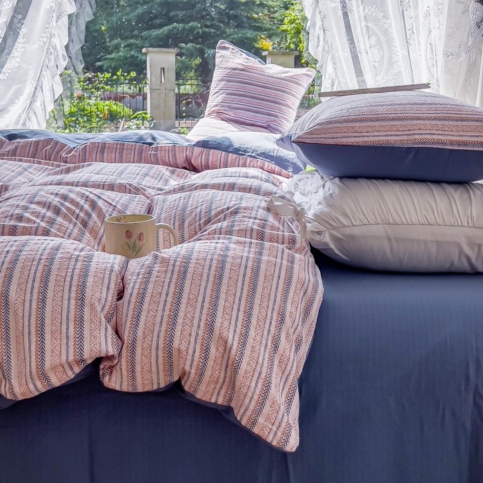 91家纺网 家纺一手货源 找家纺 王朝国际 2026新款直播电商热款彩竺棉四件套 洛川蓝