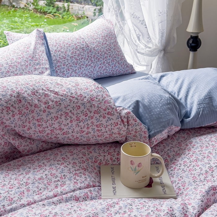 91家纺网 家纺一手货源 找家纺 王朝国际 2026新款直播电商热款彩竺棉四件套 小苍兰