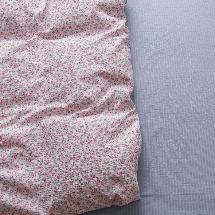 91家纺网 家纺一手货源 找家纺 王朝国际 2026新款直播电商热款彩竺棉四件套 小苍兰