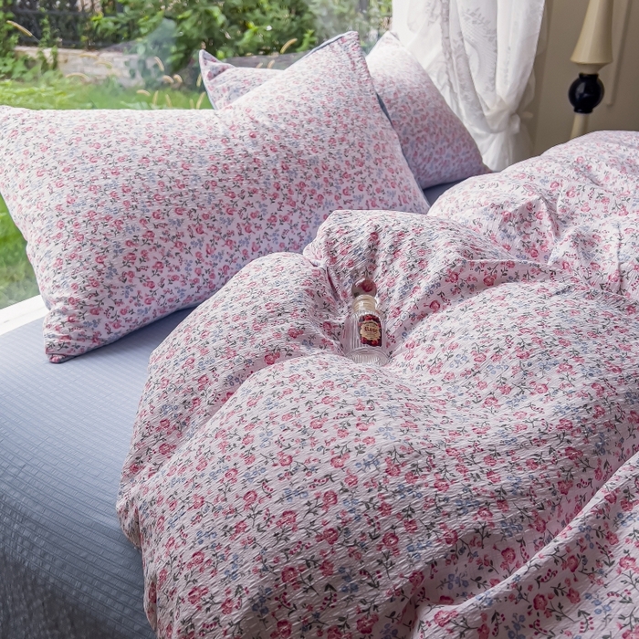 91家纺网 家纺一手货源 找家纺 王朝国际 2026新款直播电商热款彩竺棉四件套 小苍兰