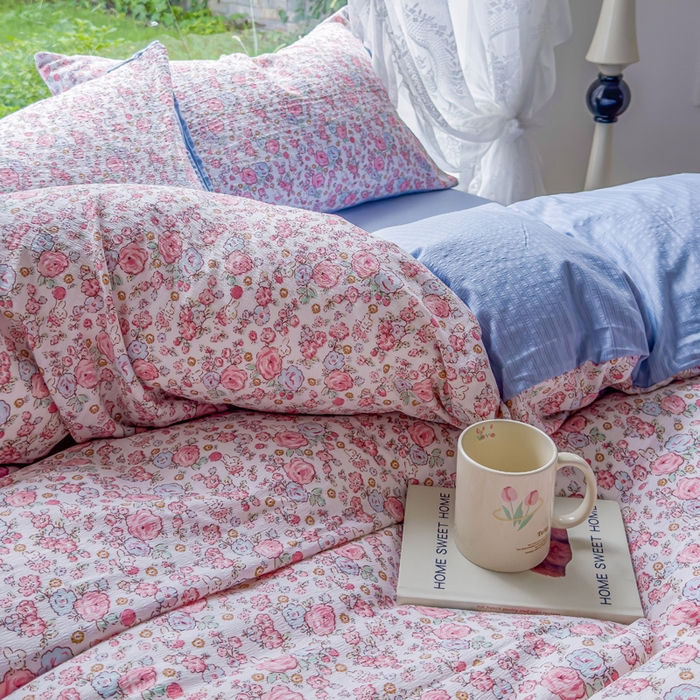 91家纺网 家纺一手货源 找家纺 王朝国际 2026新款直播电商热款彩竺棉四件套 月下蔷薇