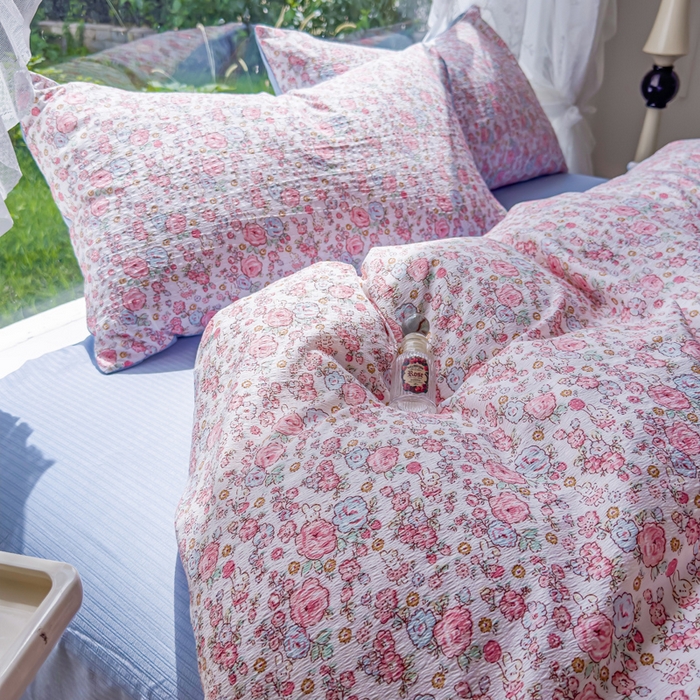 91家纺网 家纺一手货源 找家纺 王朝国际 2026新款直播电商热款彩竺棉四件套 月下蔷薇