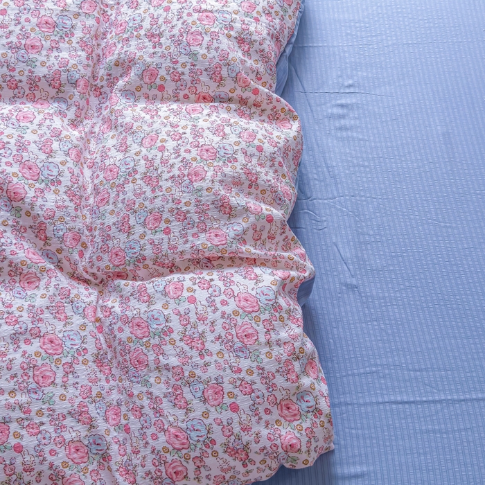 91家纺网 家纺一手货源 找家纺 王朝国际 2026新款直播电商热款彩竺棉四件套 月下蔷薇