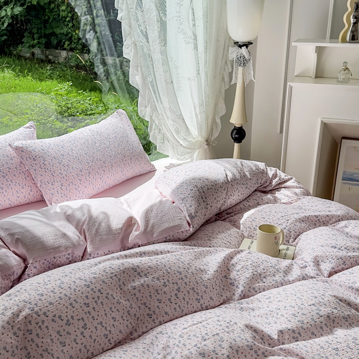 91家纺网 家纺一手货源 找家纺 王朝国际 2026新款直播电商热款彩竺棉四件套 粉泡芙