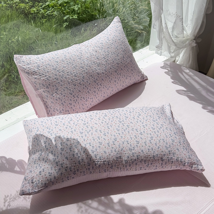 91家纺网 家纺一手货源 找家纺 王朝国际 2026新款直播电商热款彩竺棉四件套 粉泡芙