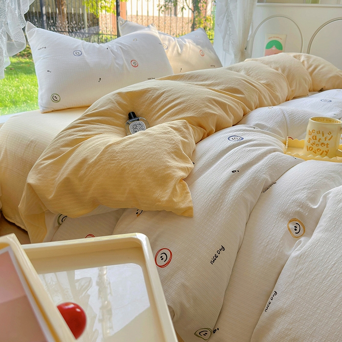 王朝国际 2026新款直播电商热款彩竺棉四件套 笑脸