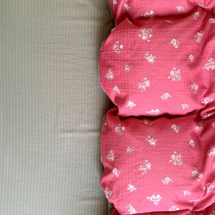 91家纺网 家纺一手货源 找家纺 王朝国际 2026新款直播电商热款彩竺棉四件套 红昭