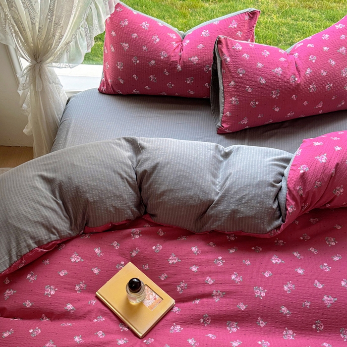 91家纺网 家纺一手货源 找家纺 王朝国际 2026新款直播电商热款彩竺棉四件套 红昭