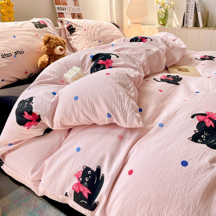 91家纺网 家纺一手货源 找家纺 维娜斯家纺 2025新款印花双层纱四件套亲肤柔软适合裸睡 欢乐猫咪